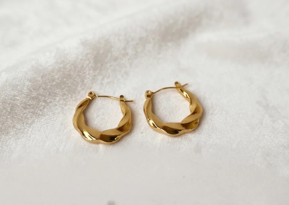 Majestic Elite Hoops
