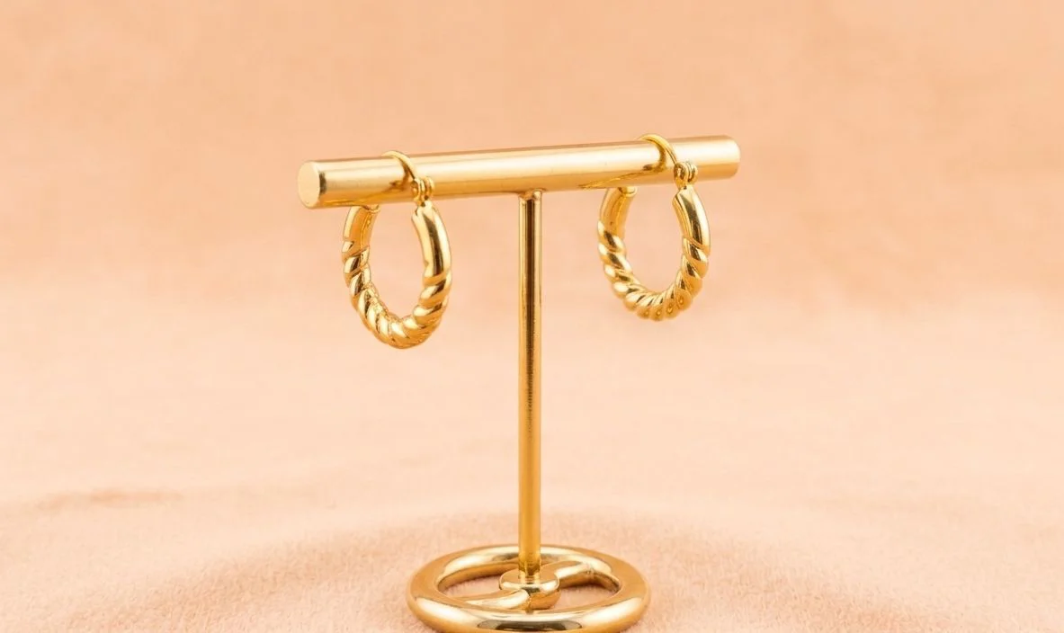 Essence Hoops